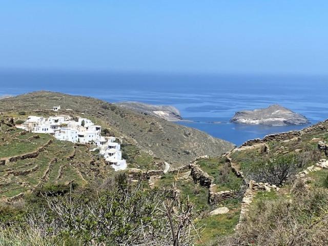 Serenity Living Platia, Tinos Экстерьер фото