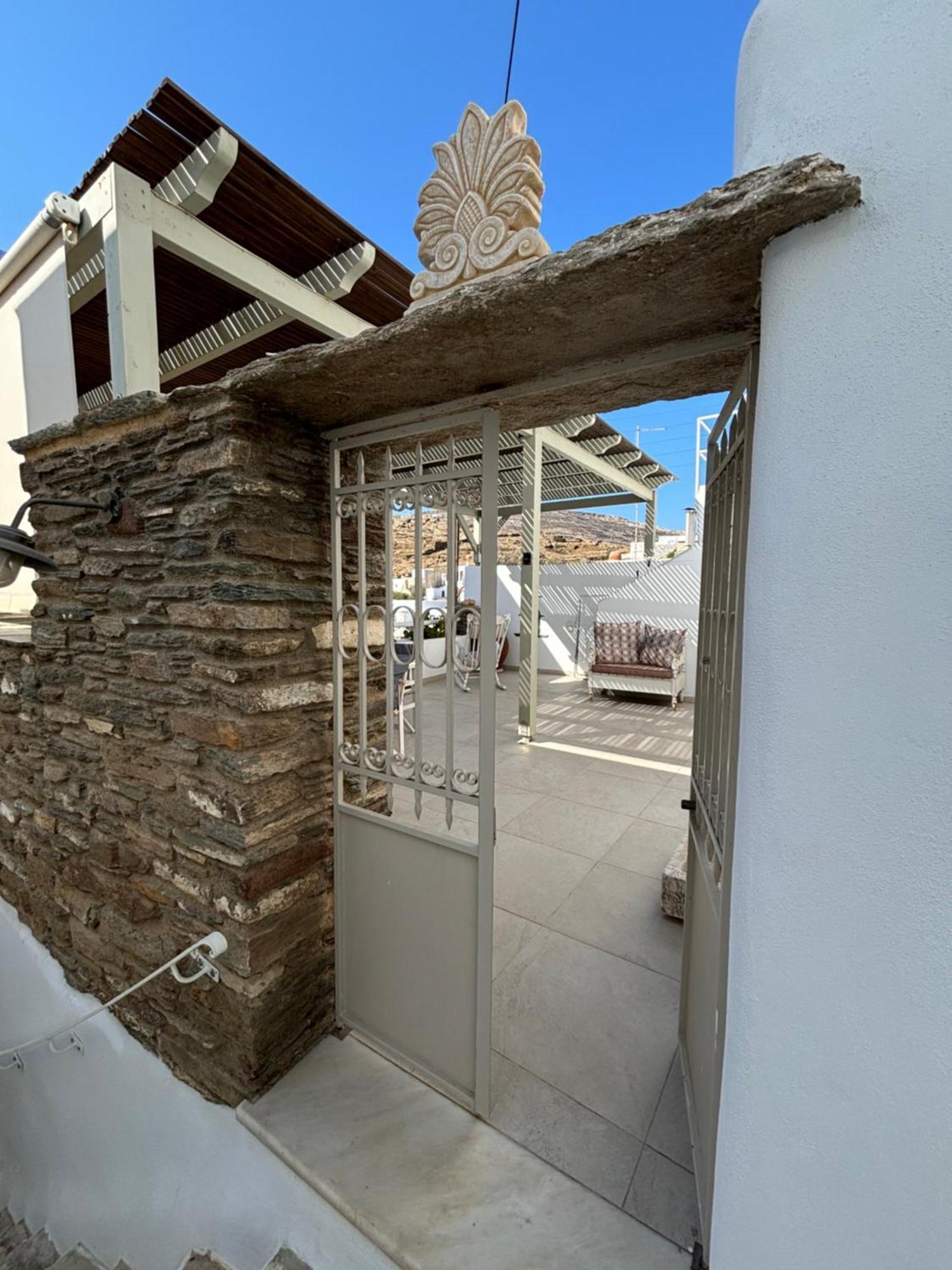 Serenity Living Platia, Tinos Экстерьер фото